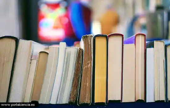 Libros de ciencia, física, el universo y publicaciones tecnológicas